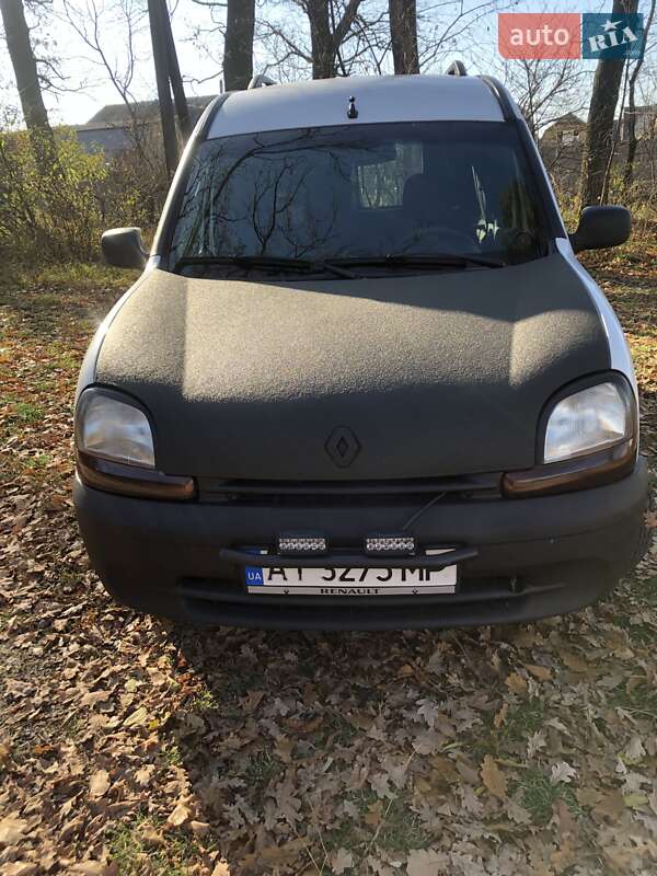 Мінівен Renault Kangoo 2002 в Києві фото 3 Мінівен Renault Kangoo 2002 в Києві