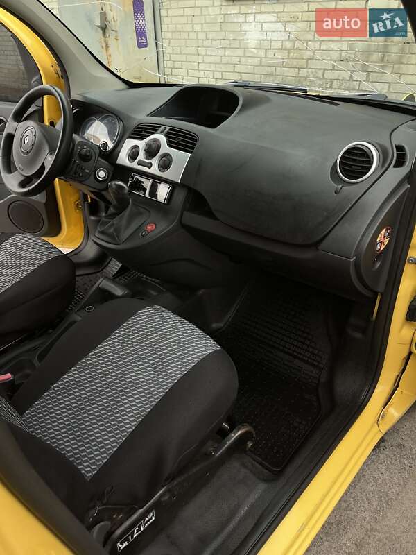 Минивэн Renault Kangoo 2013 в Сумах