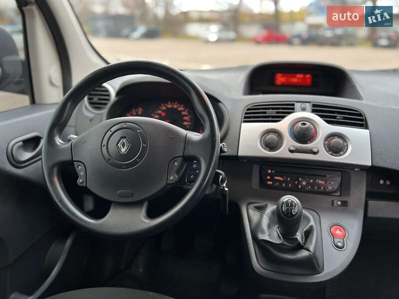 Мікроавтобус вантажний (до 3,5т) Renault Kangoo 2011 в Рівному