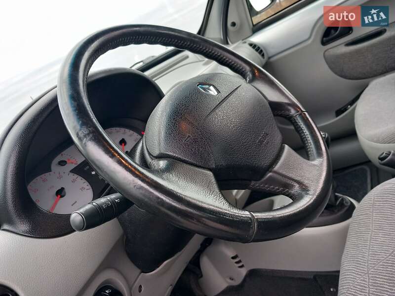 Минивэн Renault Kangoo 2002 в Городке фото 34 Минивэн Renault Kangoo 2002 в Городке