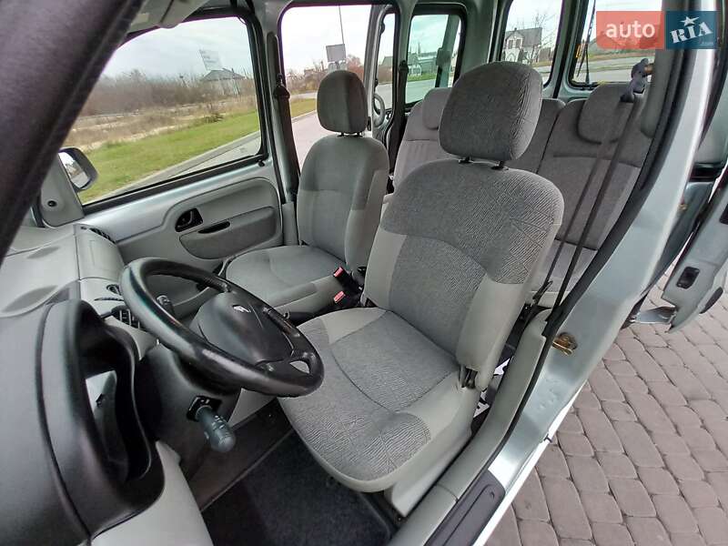 Минивэн Renault Kangoo 2002 в Городке фото 39 Минивэн Renault Kangoo 2002 в Городке