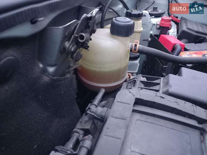 Минивэн Renault Kangoo 2002 в Городке фото 65 Минивэн Renault Kangoo 2002 в Городке