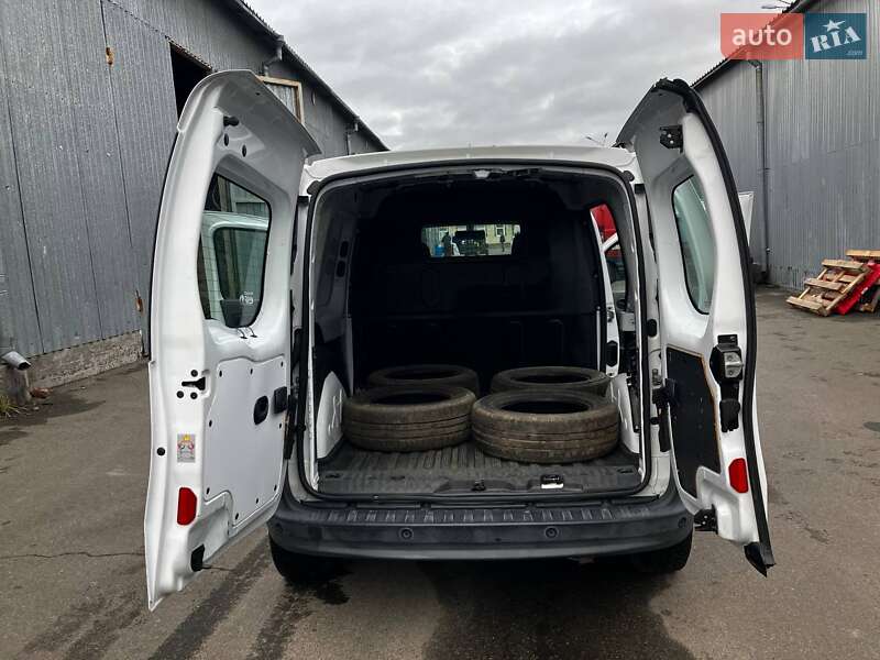 Вантажний фургон Renault Kangoo 2016 в Києві