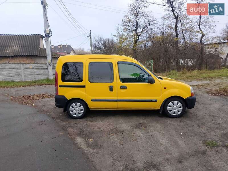 Мінівен Renault Kangoo 2001 в Києві