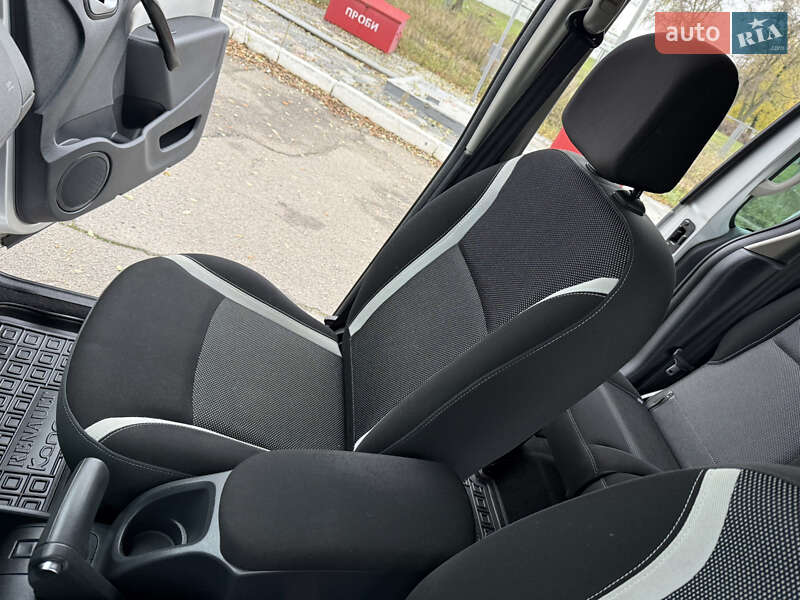 Мінівен Renault Kangoo 2016 в Дніпрі