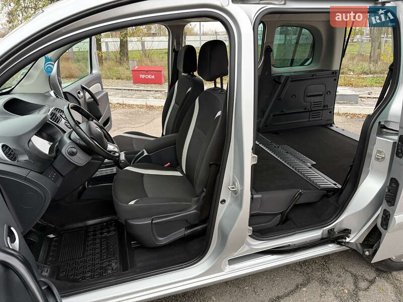 Мінівен Renault Kangoo 2016 в Дніпрі