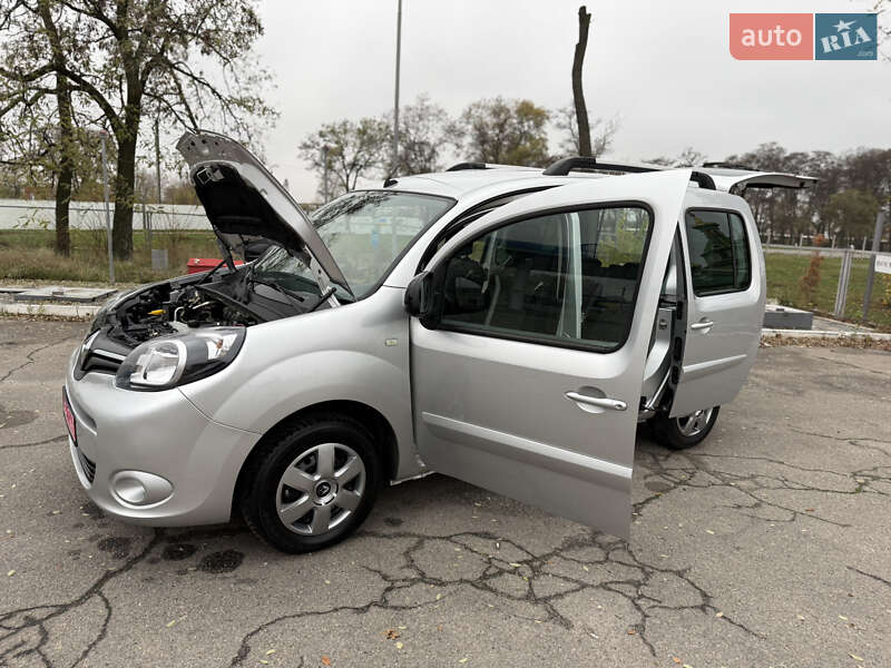 Мінівен Renault Kangoo 2016 в Дніпрі