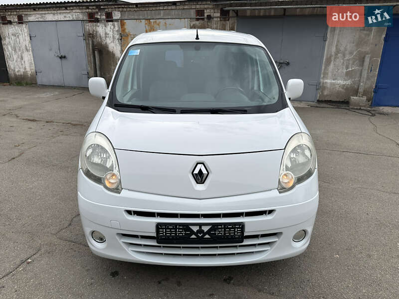 Мінівен Renault Kangoo 2010 в Жовтих Водах фото 12 Мінівен Renault Kangoo 2010 в Жовтих Водах
