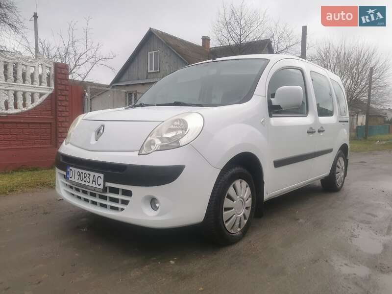 Мінівен Renault Kangoo 2010 в Любомлі фото Мінівен Renault Kangoo 2010 в Любомлі