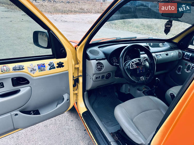 Грузовой фургон Renault Kangoo 2008 в Умани