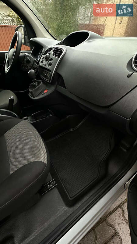 Минивэн Renault Kangoo 2020 в Черновцах