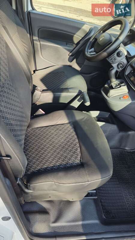 Вантажний фургон Renault Kangoo 2015 в Одесі фото 14 Вантажний фургон Renault Kangoo 2015 в Одесі
