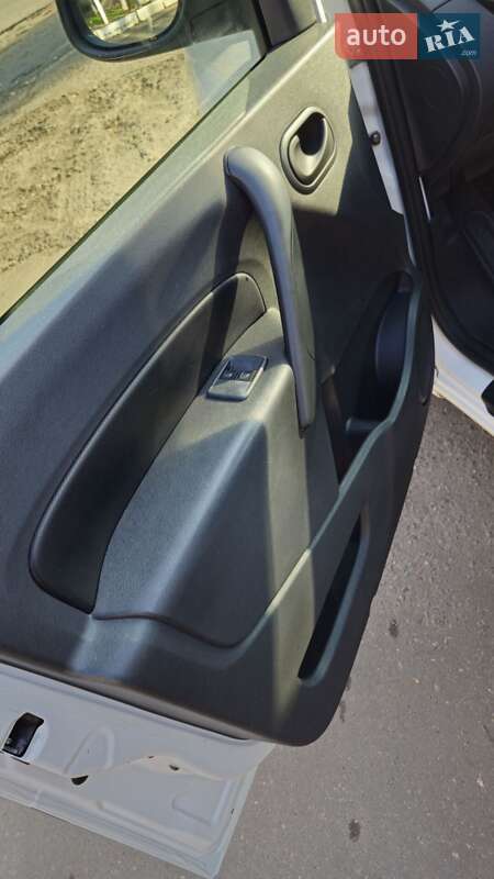 Вантажний фургон Renault Kangoo 2015 в Одесі фото 19 Вантажний фургон Renault Kangoo 2015 в Одесі