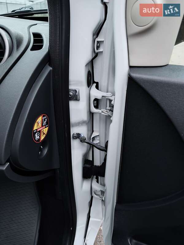 Мінівен Renault Kangoo 2011 в Києві фото 41 Мінівен Renault Kangoo 2011 в Києві