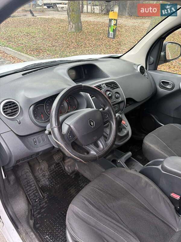 Вантажний фургон Renault Kangoo 2014 в Запоріжжі