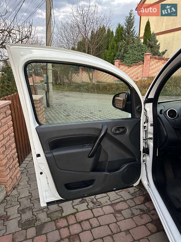 Мінівен Renault Kangoo 2013 в Чернівцях фото 15 Мінівен Renault Kangoo 2013 в Чернівцях