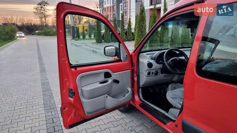 Мінівен Renault Kangoo 2003 в Луцьку