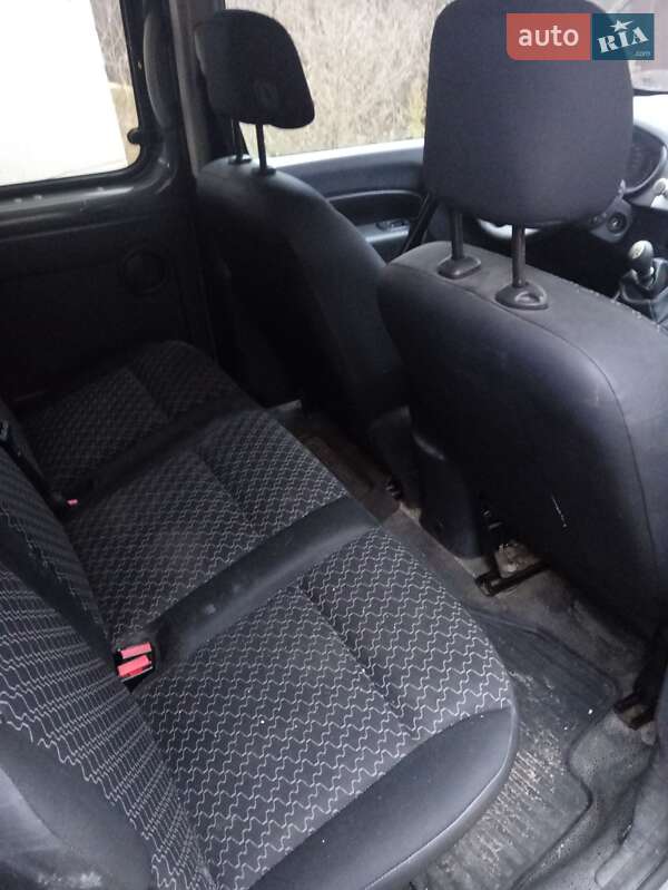 Минивэн Renault Kangoo 2013 в Киеве