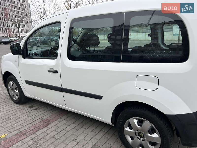 Минивэн Renault Kangoo 2013 в Днепре