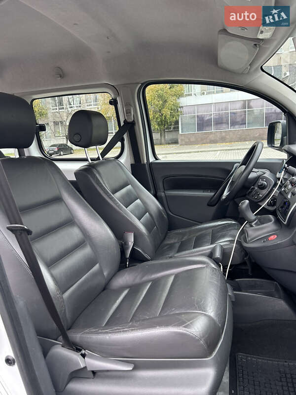 Минивэн Renault Kangoo 2013 в Днепре