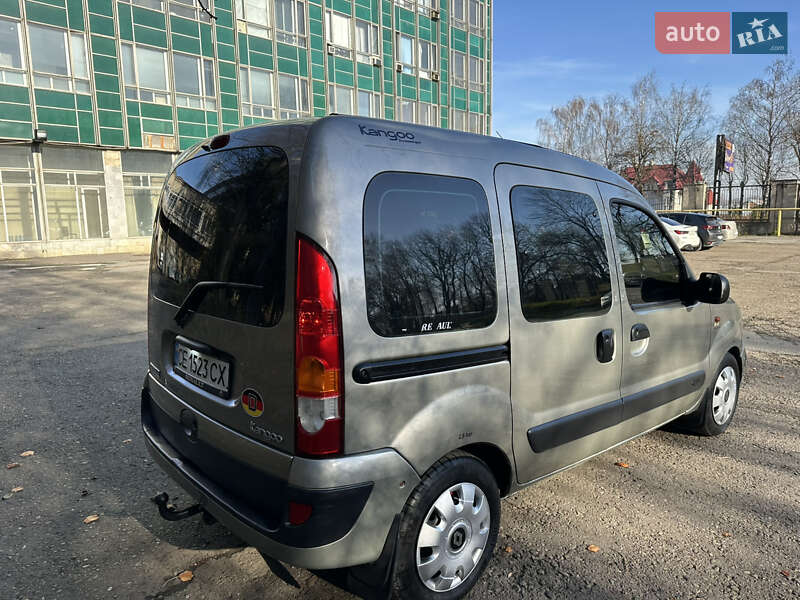 Мінівен Renault Kangoo 2004 в Чернівцях