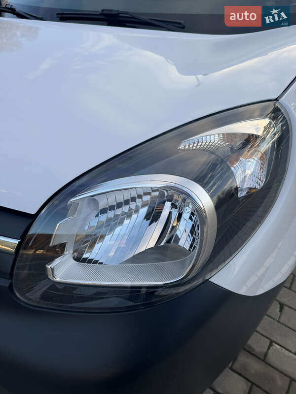 Грузовой фургон Renault Kangoo 2018 в Луцке