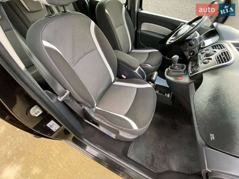 Вантажний фургон Renault Kangoo 2015 в Києві