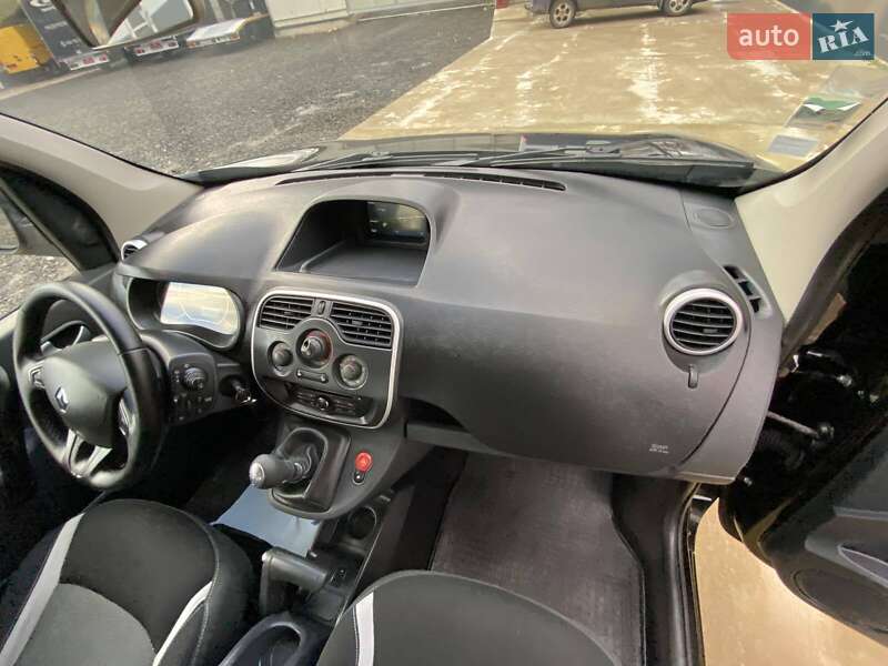 Вантажний фургон Renault Kangoo 2015 в Києві