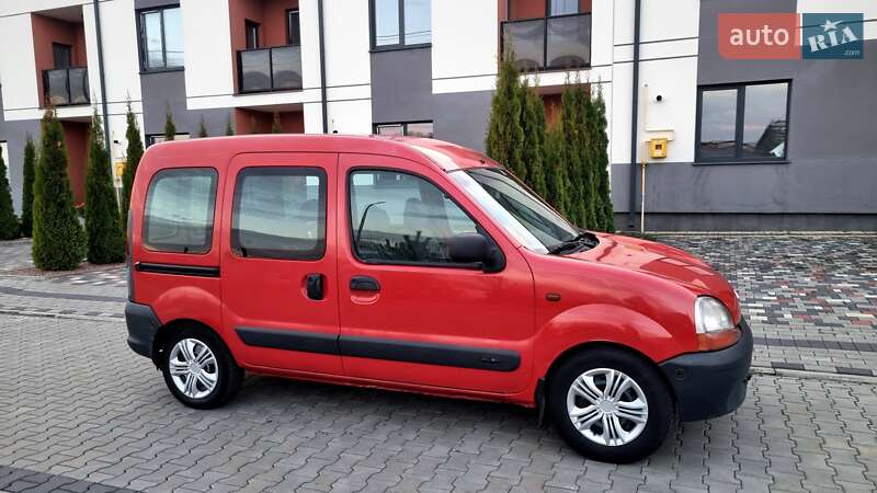 Минивэн Renault Kangoo 2003 в Луцке