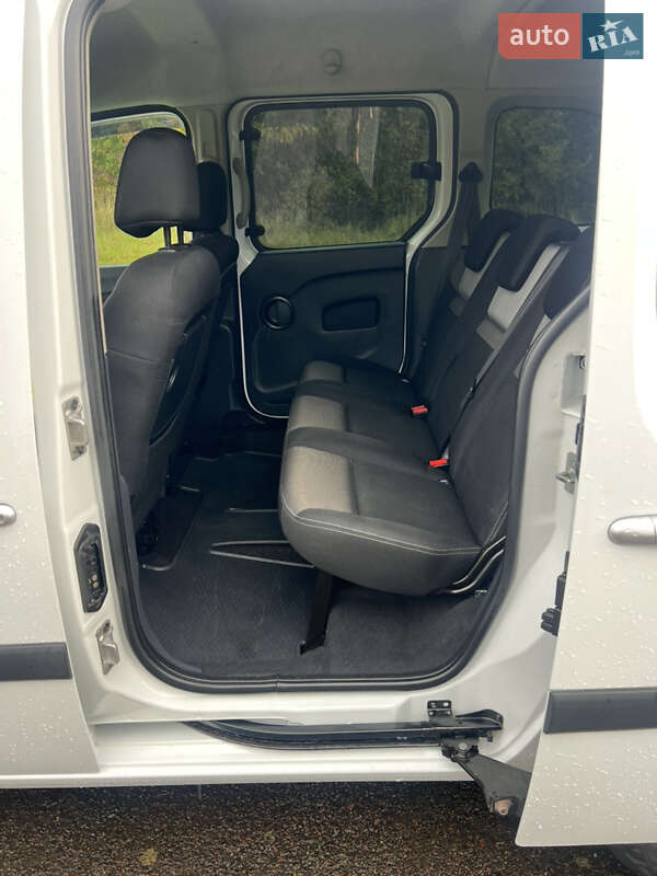 Минивэн Renault Kangoo 2018 в Львове