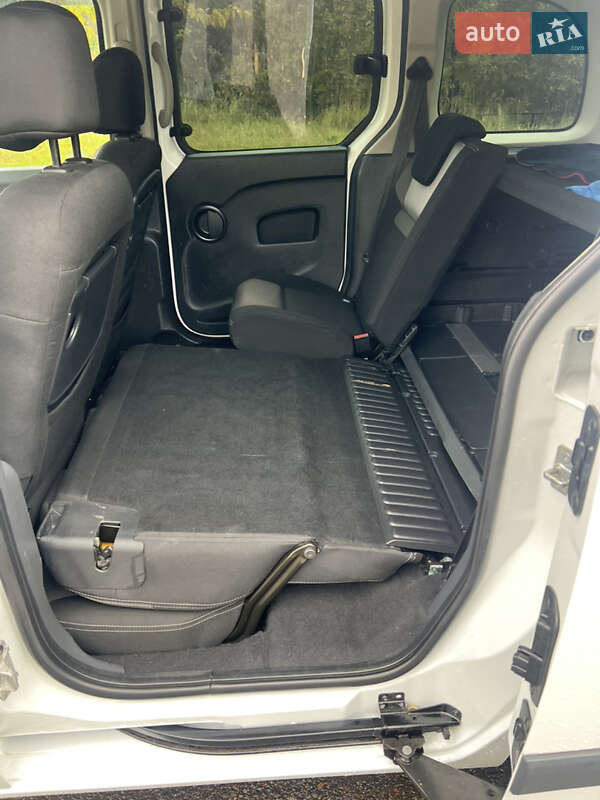 Минивэн Renault Kangoo 2018 в Львове