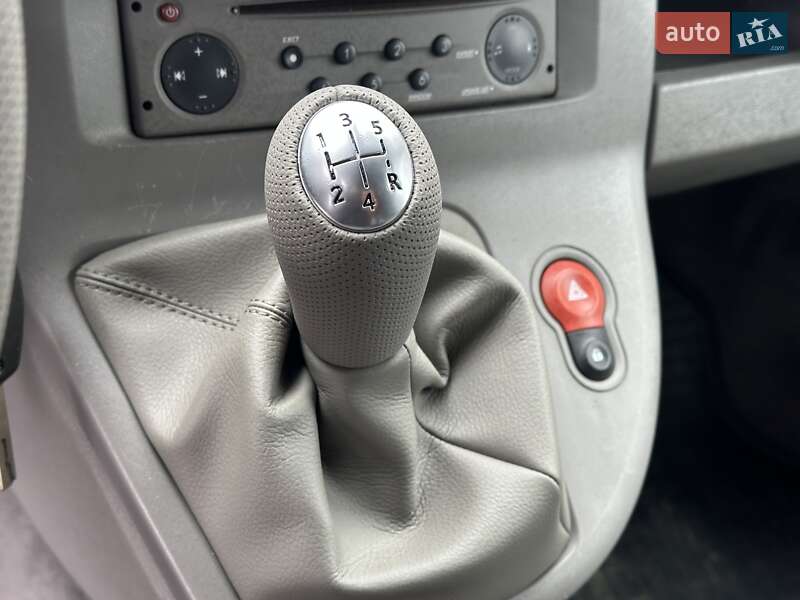 Минивэн Renault Kangoo 2009 в Луцке