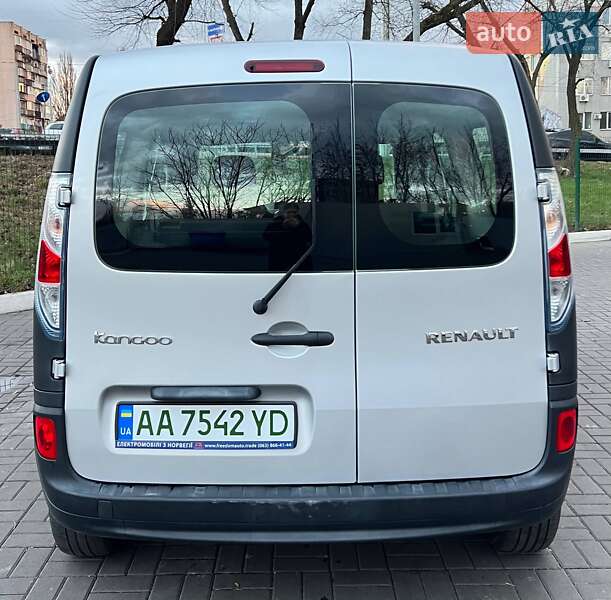 Мінівен Renault Kangoo 2017 в Києві