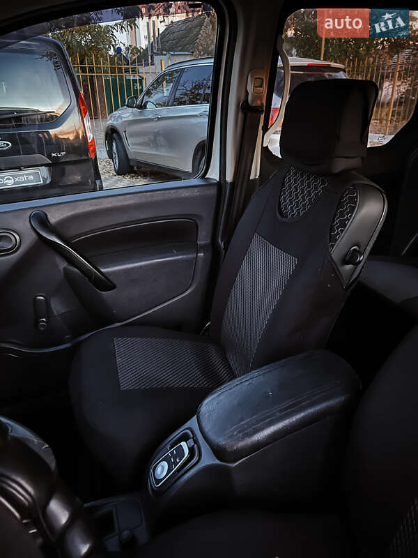 Минивэн Renault Kangoo 2011 в Николаеве