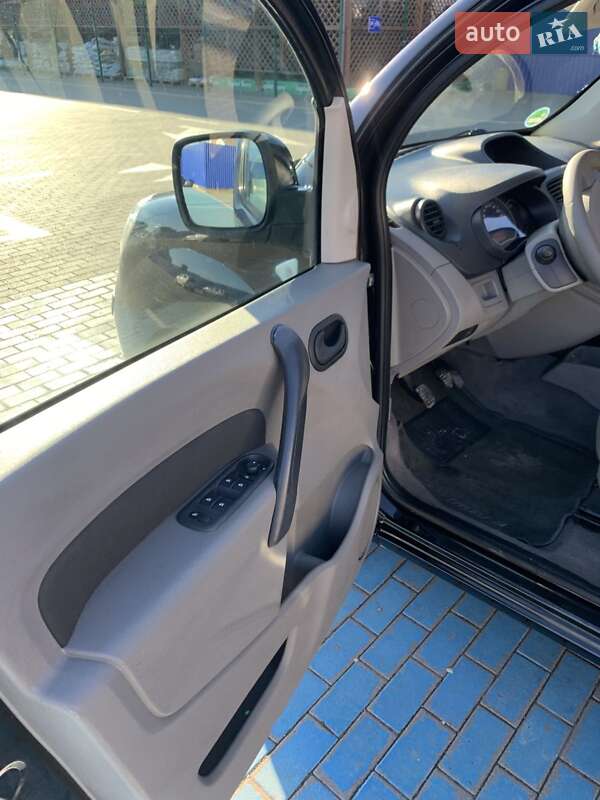 Минивэн Renault Kangoo 2009 в Калуше