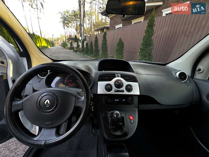 Мінівен Renault Kangoo 2012 в Києві