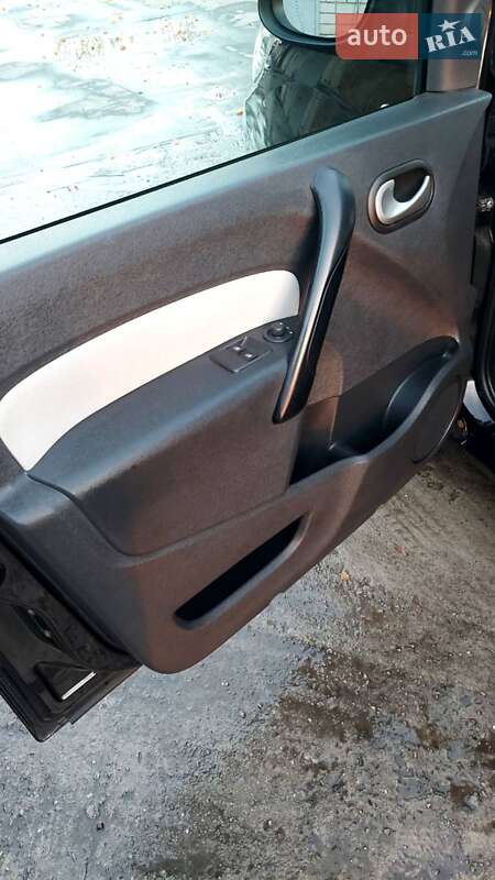 Мінівен Renault Kangoo 2017 в Дніпрі