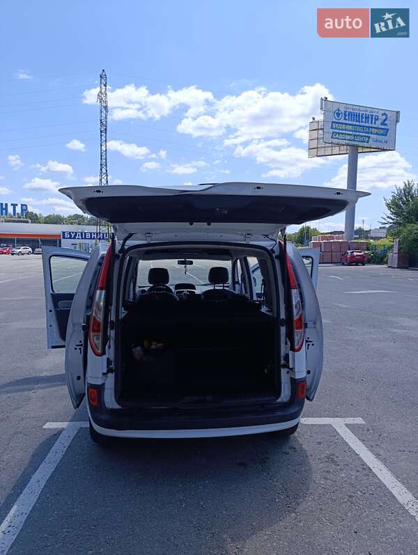 Мінівен Renault Kangoo 2014 в Ужгороді