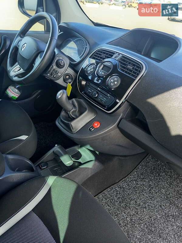 Минивэн Renault Kangoo 2014 в Киеве фото 12 Минивэн Renault Kangoo 2014 в Киеве