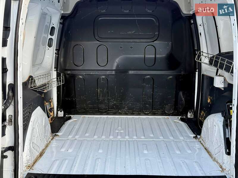 Грузовой фургон Renault Kangoo 2018 в Самборе фото 15 Грузовой фургон Renault Kangoo 2018 в Самборе