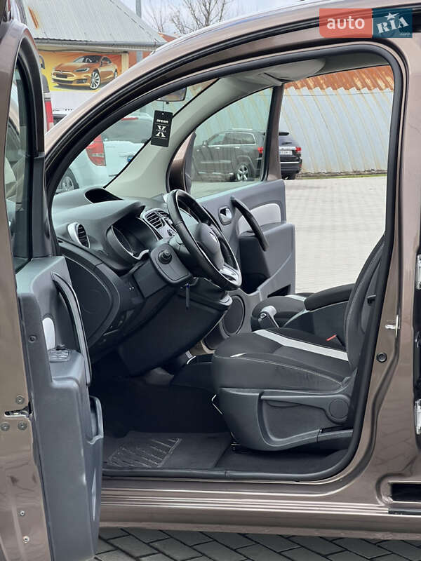 Минивэн Renault Kangoo 2016 в Житомире фото 26 Минивэн Renault Kangoo 2016 в Житомире
