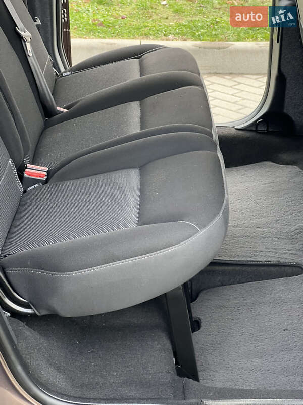 Минивэн Renault Kangoo 2016 в Житомире фото 30 Минивэн Renault Kangoo 2016 в Житомире