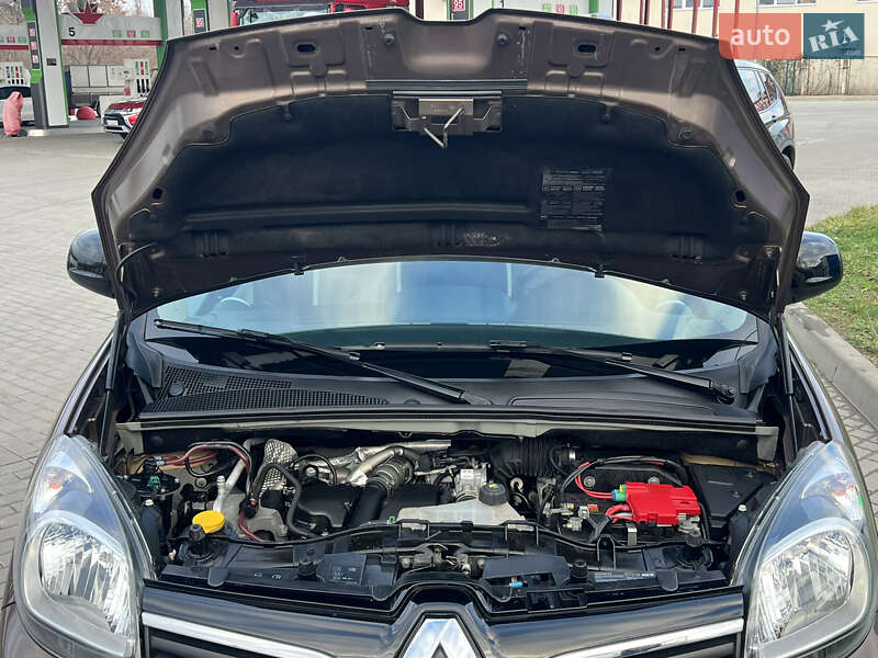 Минивэн Renault Kangoo 2016 в Житомире фото 69 Минивэн Renault Kangoo 2016 в Житомире