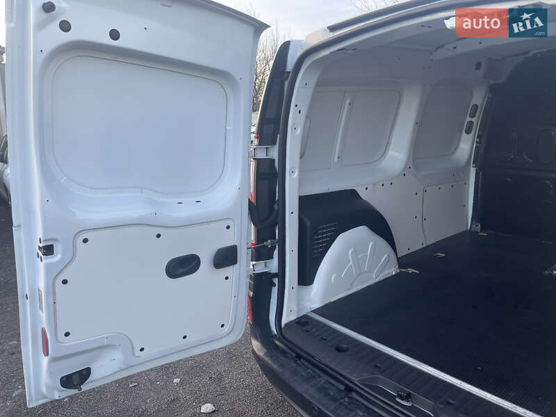 Вантажний фургон Renault Kangoo 2020 в Дубні