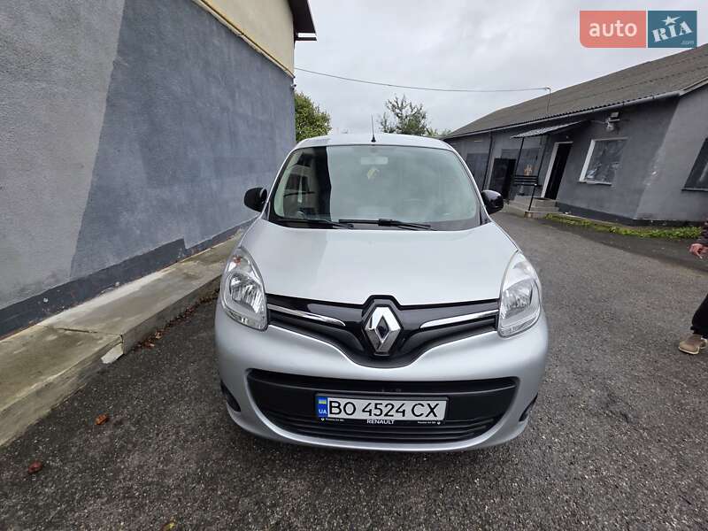 Мінівен Renault Kangoo 2017 в Тернополі