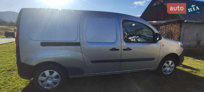 Вантажний фургон Renault Kangoo 2016 в Долині