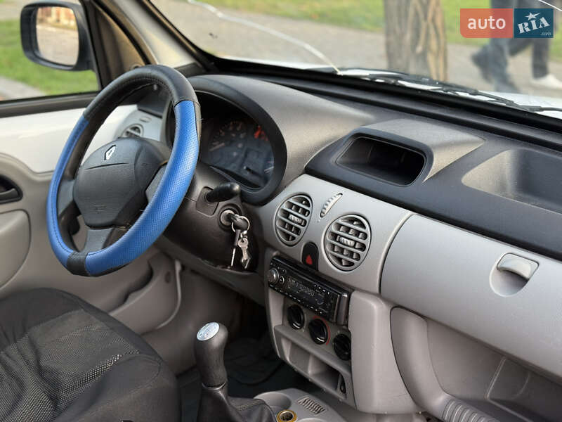 Грузовой фургон Renault Kangoo 2006 в Николаеве