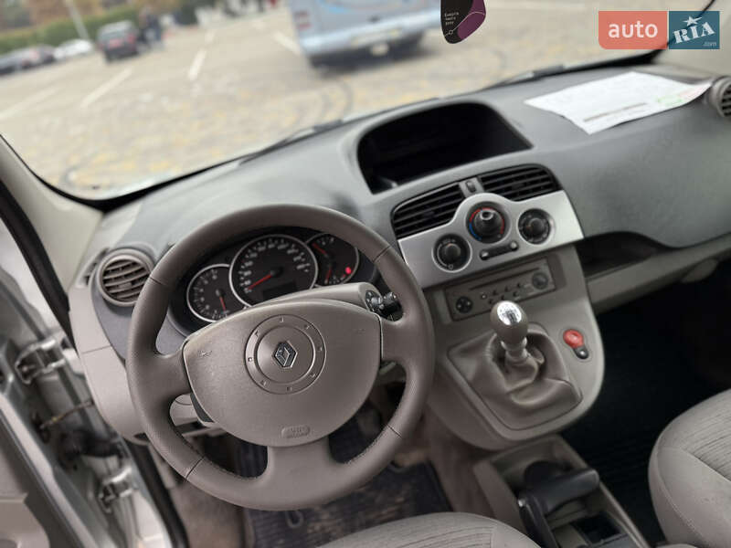 Мінівен Renault Kangoo 2009 в Луцьку
