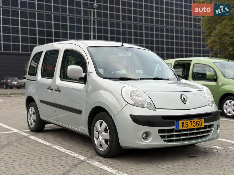 Мінівен Renault Kangoo 2009 в Луцьку