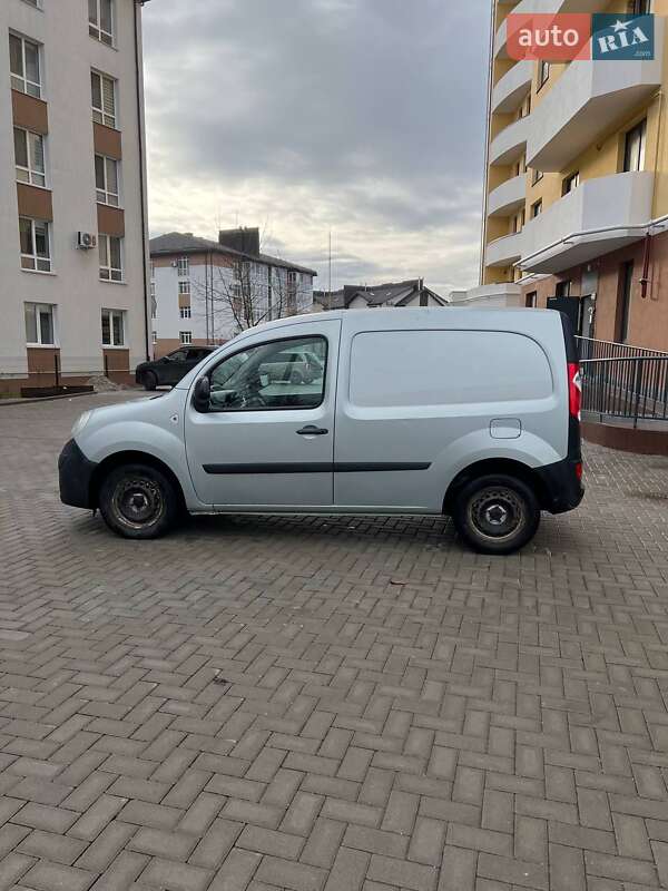 Вантажний фургон Renault Kangoo 2013 в Рівному